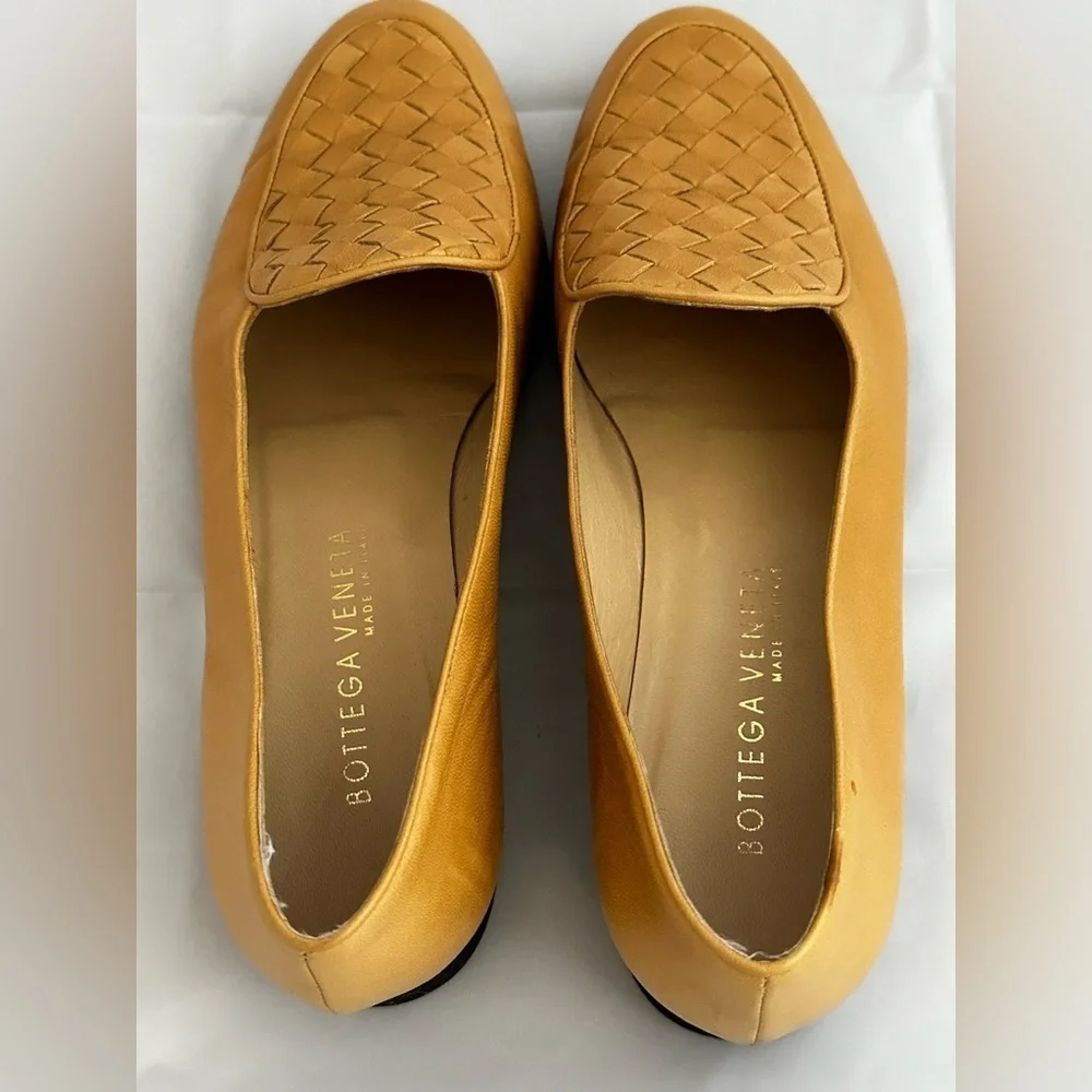 Bottega Veneta Tan Leather Loafers | Women’s | 39 - Picture 6 of 10